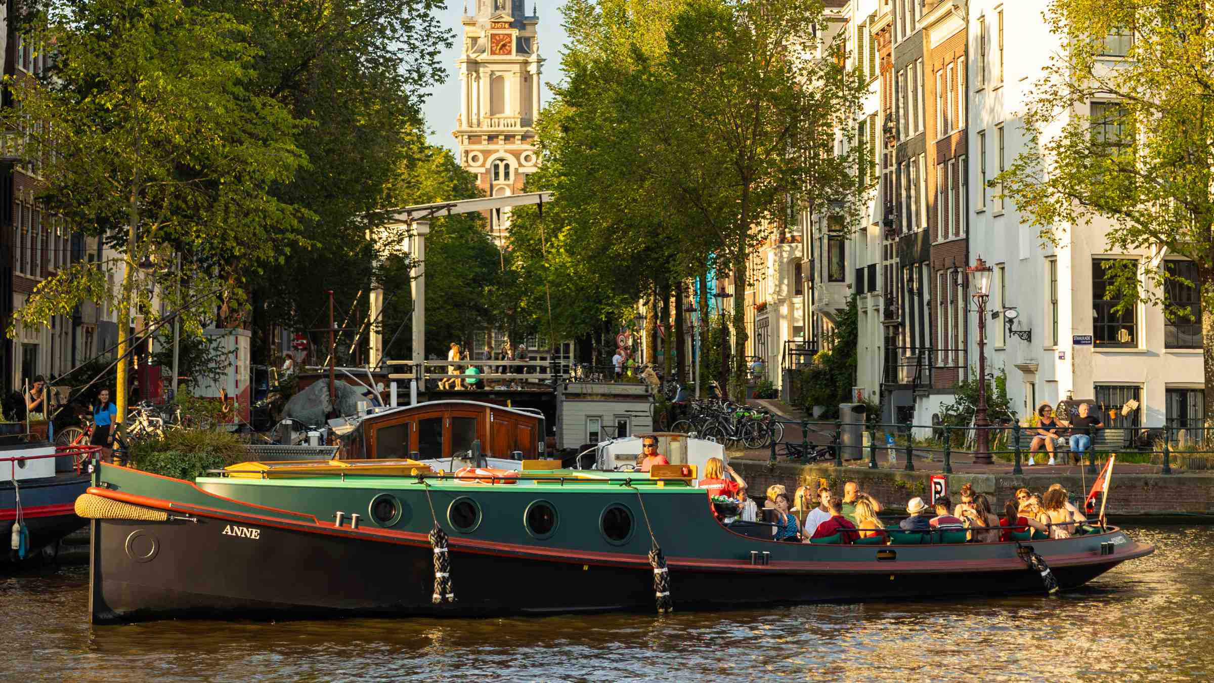Affinity Template packages Classic tugboat on the Amsterdam canals.